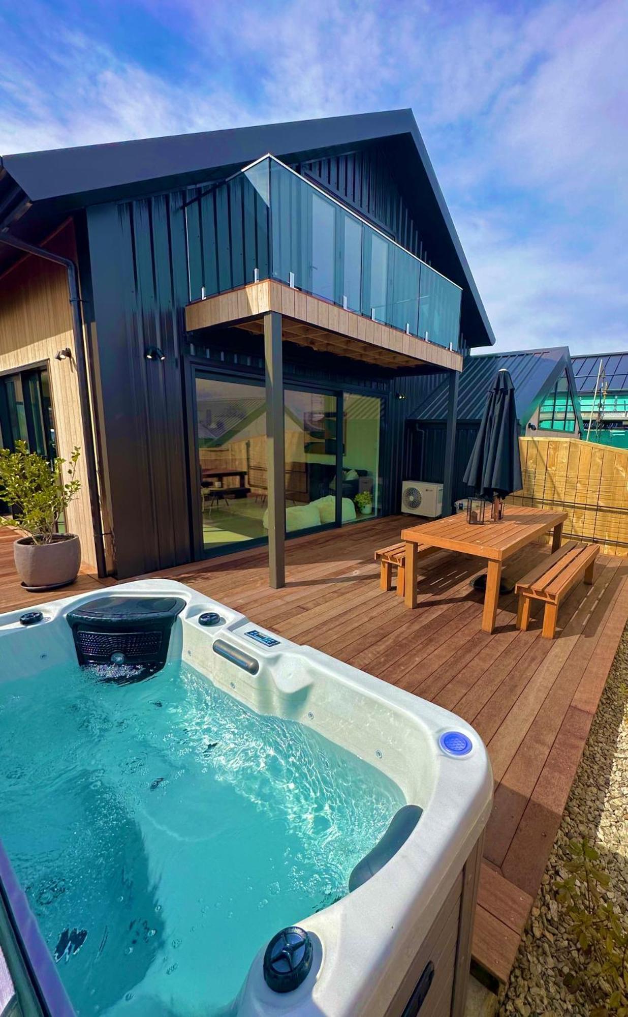 Remarkable View With Hot Tub Frankton Eksteriør billede